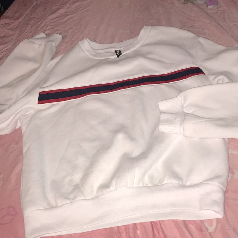 DIVIDED - White XS Sweatshirt